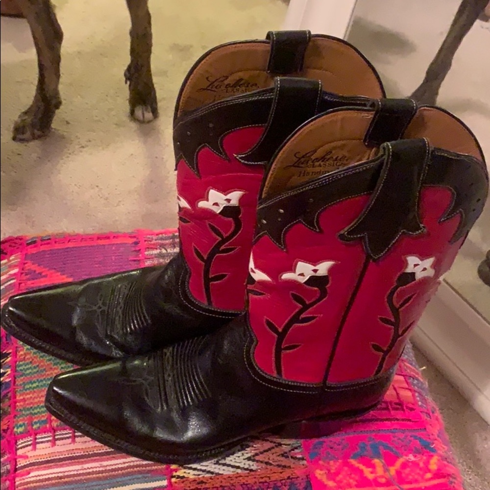Beautiful unique Lucchese boots